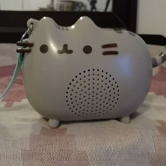 Pusheen Bluetooth speaker - Picture 3 of 4